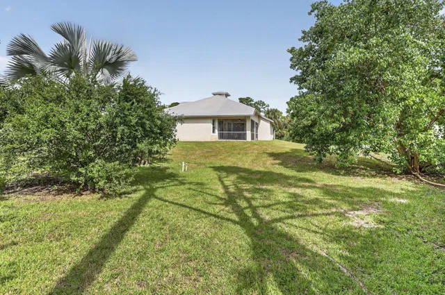Residence photo 65