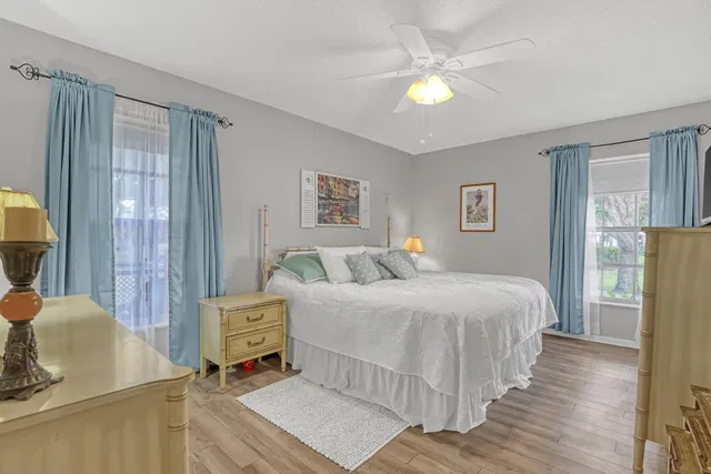 Residence photo 8