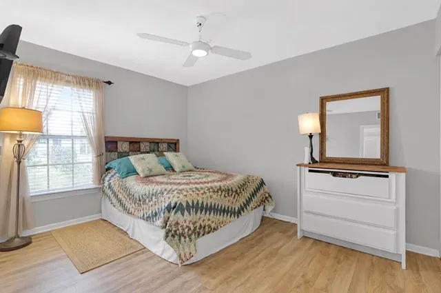Residence photo 11
