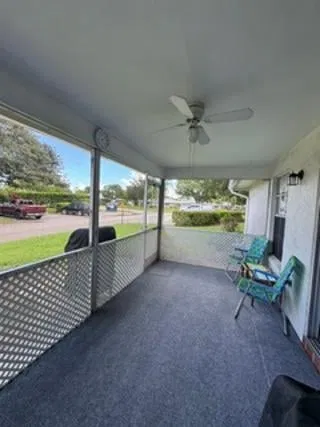 Residence photo 17