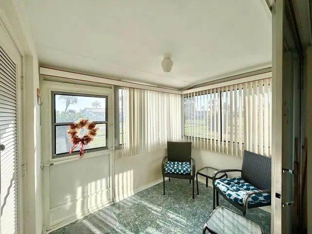 Unit F photo 6