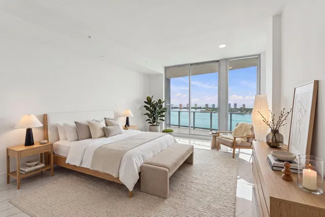 Nautilus 220 Unit 2306 photo 7