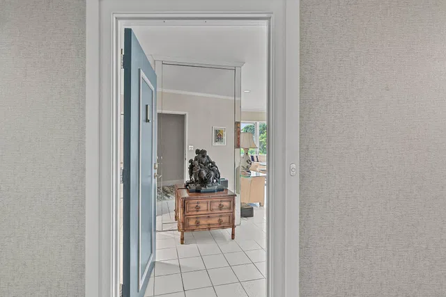 Palm Beach Towers, Palm Beach Unit 222B photo 4