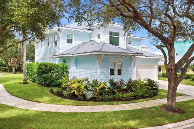Residence photo 2