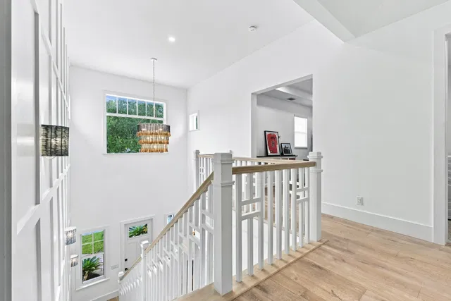 Residence photo 18