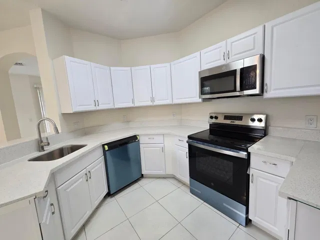 Residence photo 10