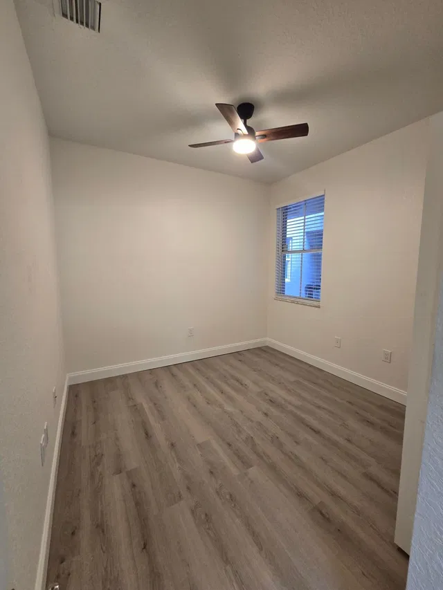 Residence photo 25