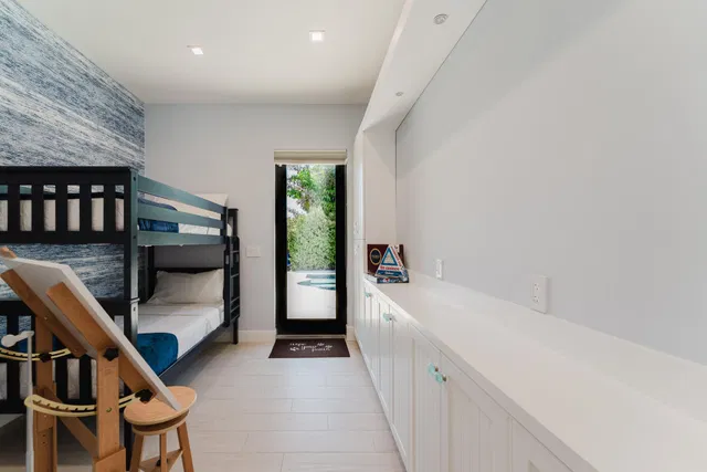 Residence photo 28