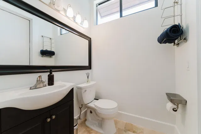 Residence photo 60