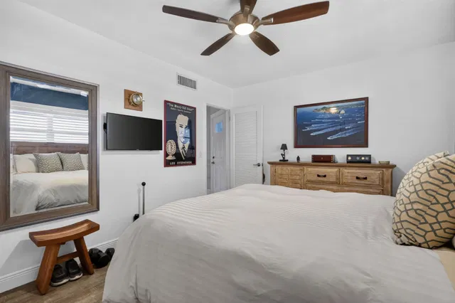 Unit 308 photo 20
