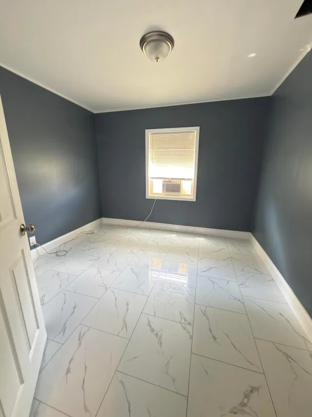 Residence photo 2
