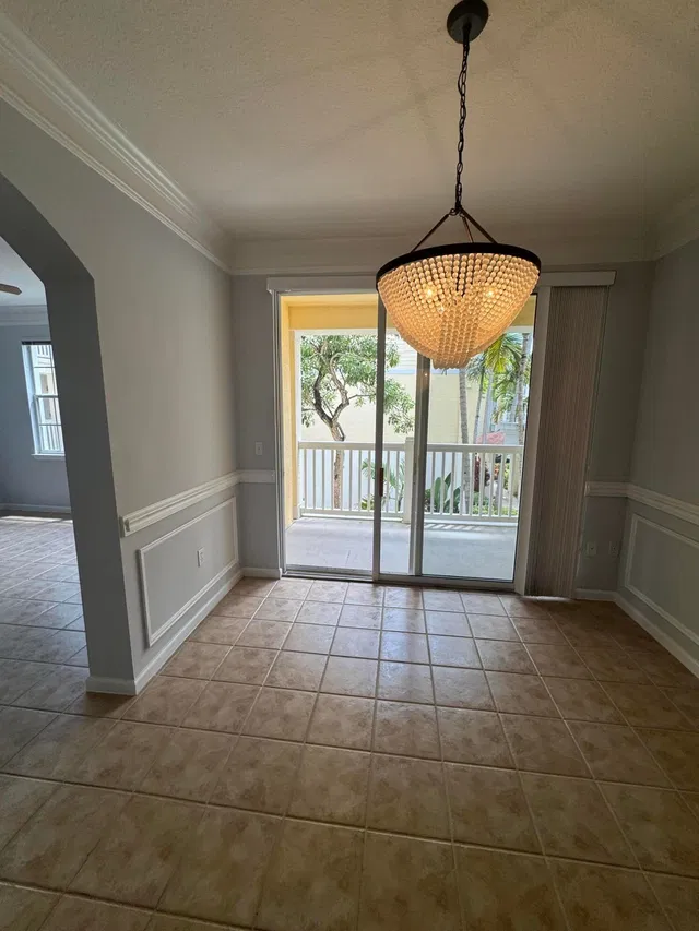 Unit 213 photo 13