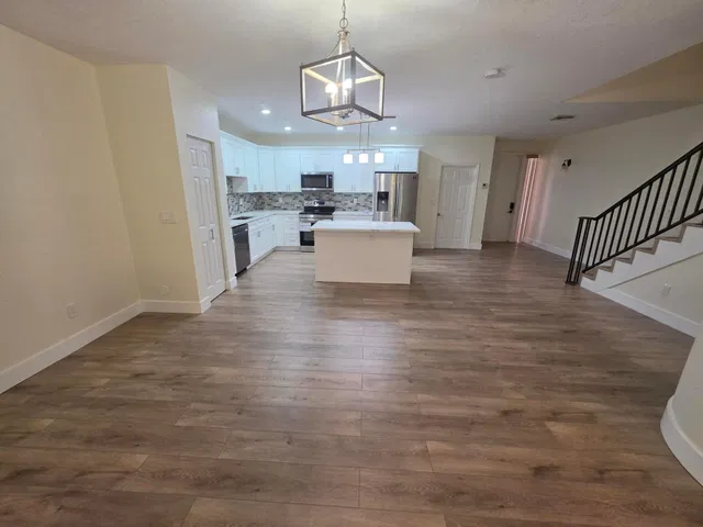 Residence photo 8
