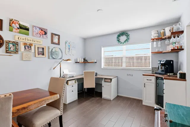 Residence photo 10