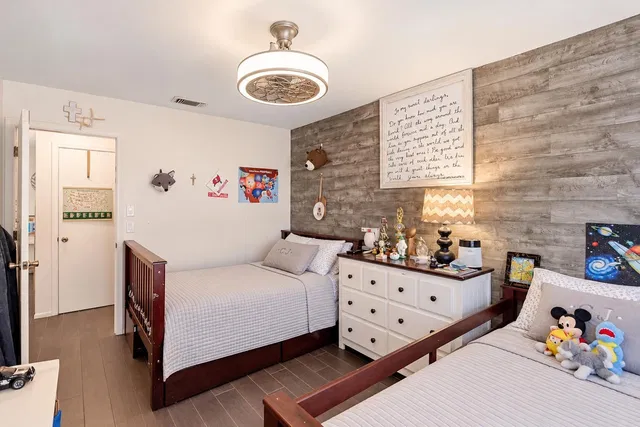 Residence photo 23