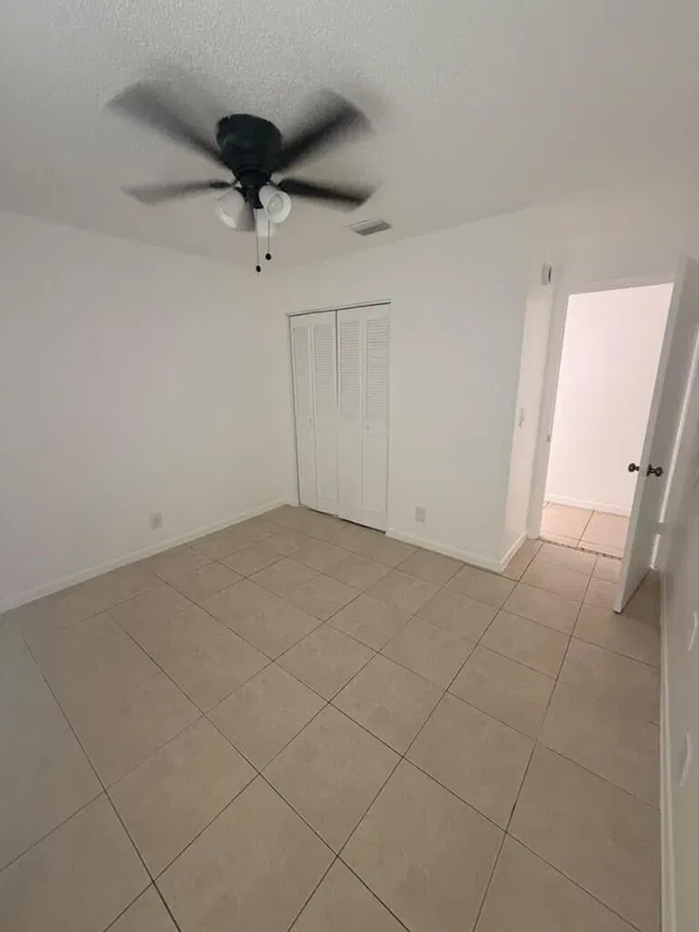  Residence photo 12