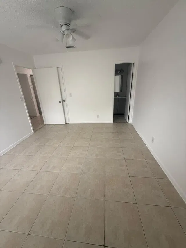  Residence photo 13