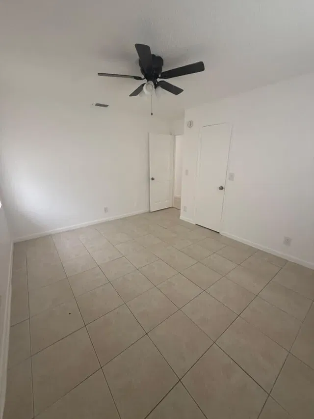  Residence photo 16