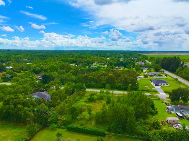 Residence photo 25