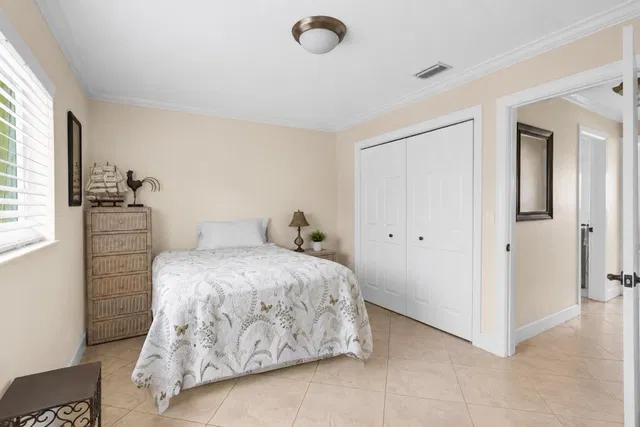 Residence photo 25
