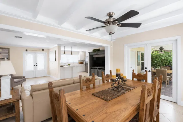 Residence photo 31