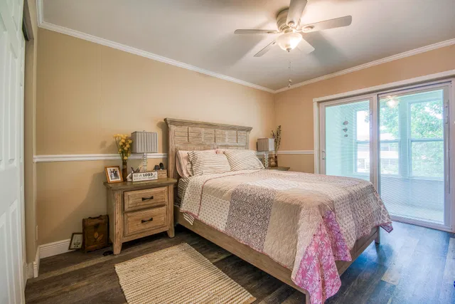Unit 231 photo 10