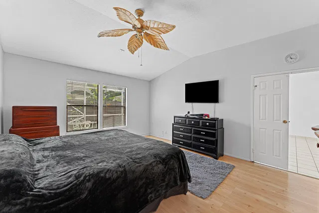 Residence photo 20