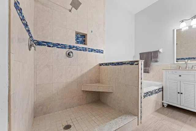 Residence photo 23