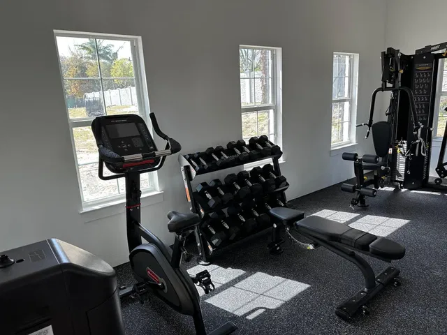 Unit 107 photo 29