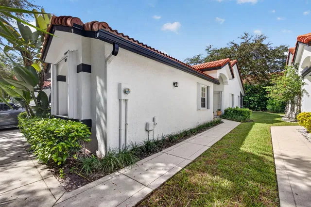 Residence photo 30