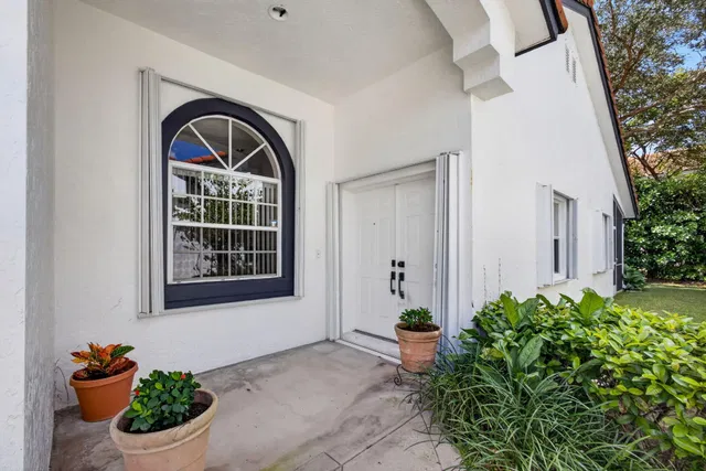 Residence photo 32