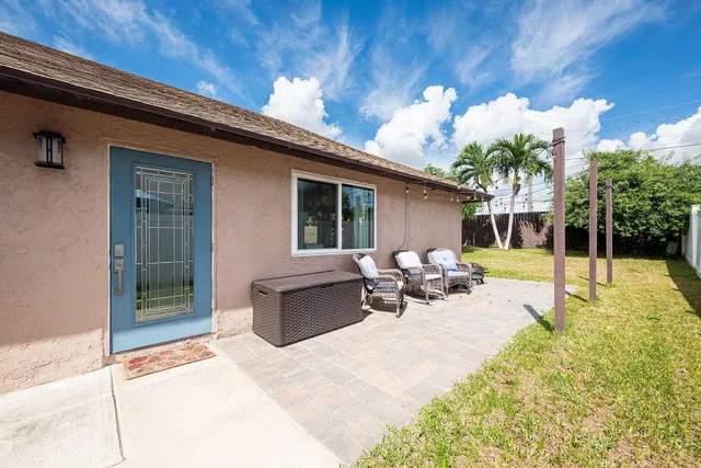 Residence photo 8