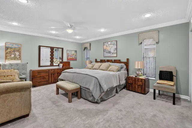 Thornhill Green Residence photo 19