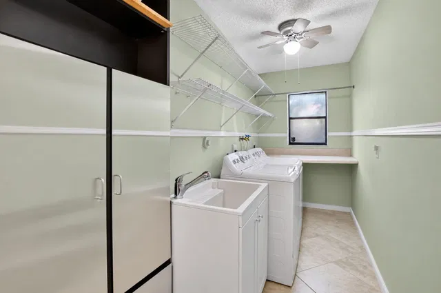 Thornhill Green Residence photo 29