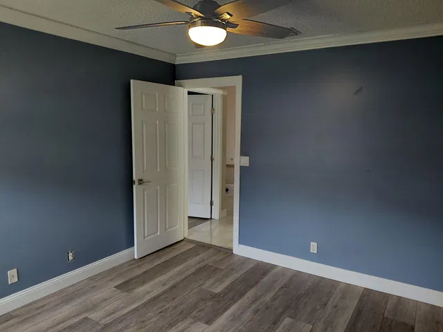 Residence photo 15
