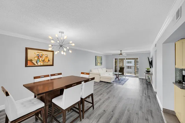 Boca Raton Unit 305 photo 6