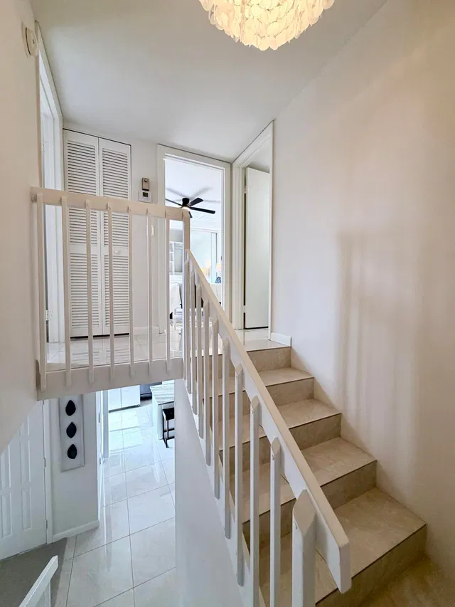 Unit 49B photo 7
