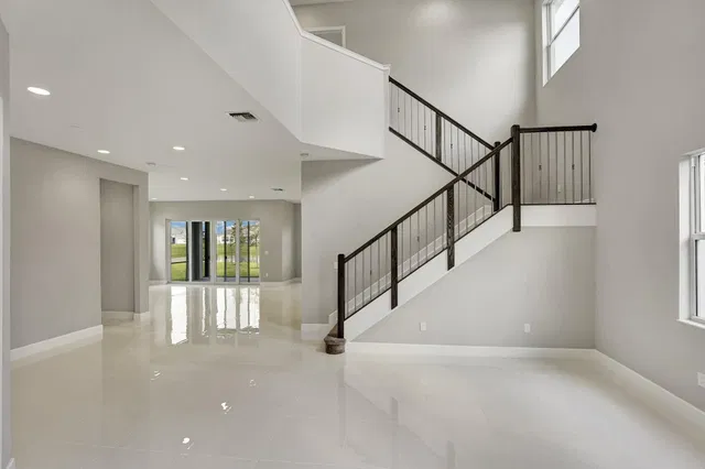 Residence photo 5