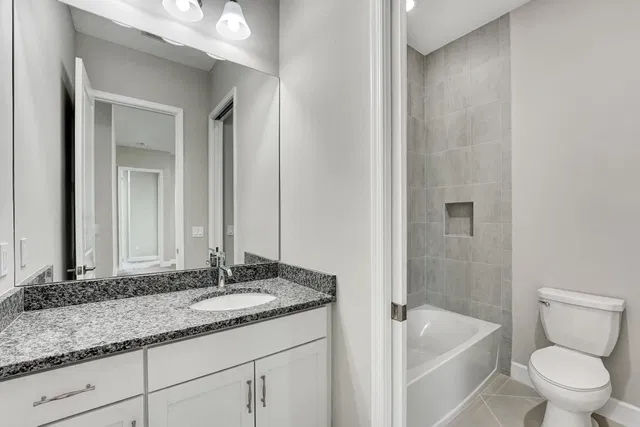 Residence photo 38