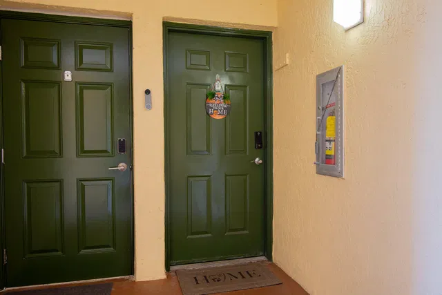 Unit 109 photo 5