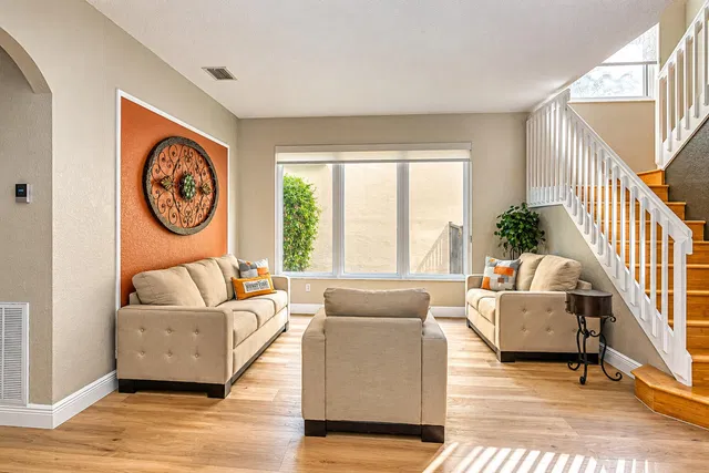 Residence photo 18