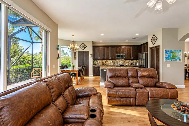 Residence photo 25