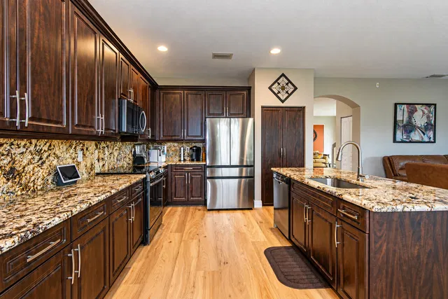 Residence photo 29