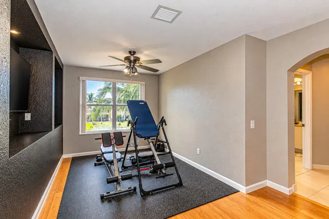Residence photo 47