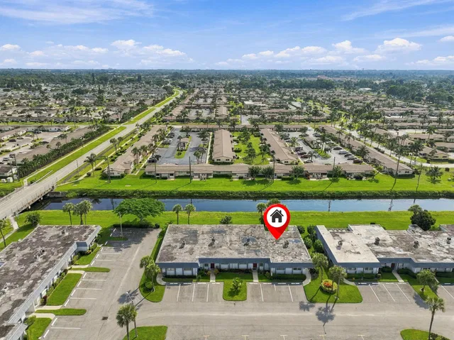 Unit 32 photo 26