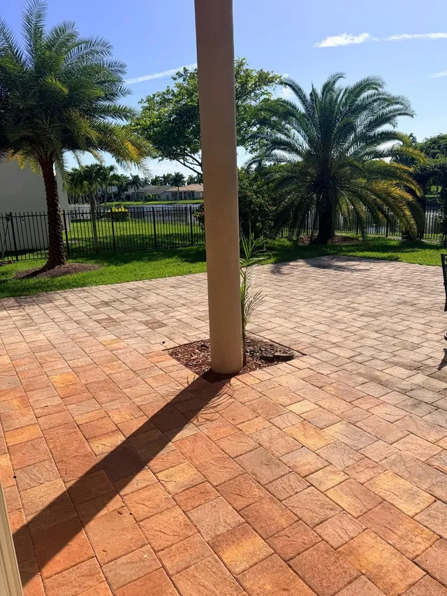 Residence photo 20