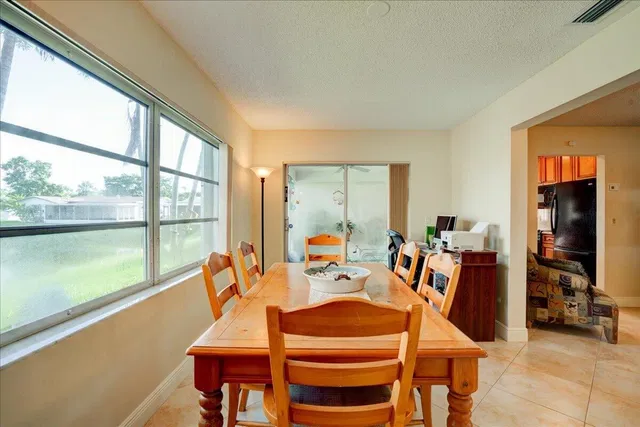 Residence photo 14