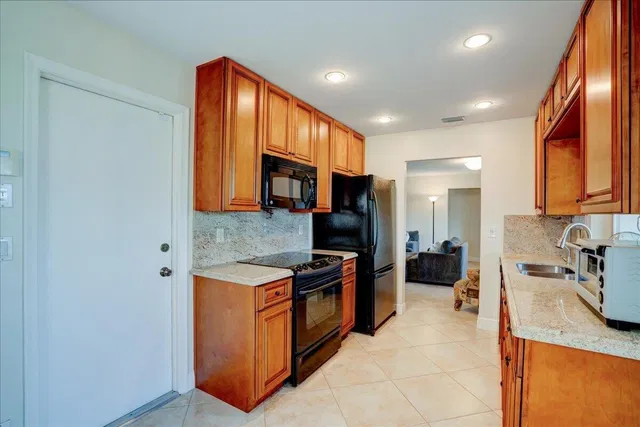 Residence photo 22