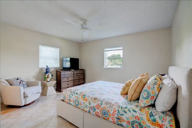 Residence photo 26