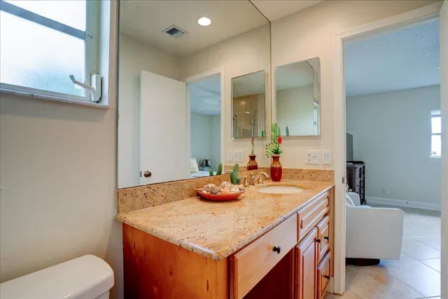 Residence photo 31